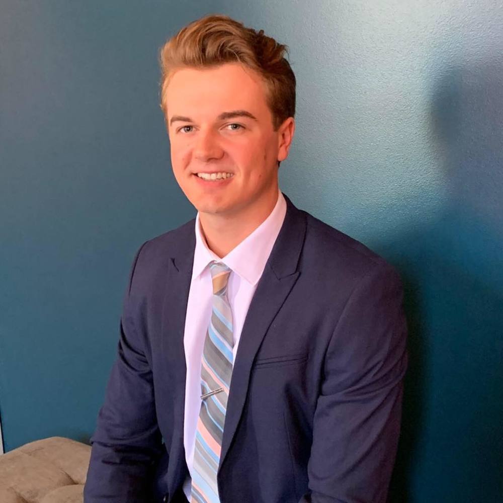 Meet your Posher, Brett